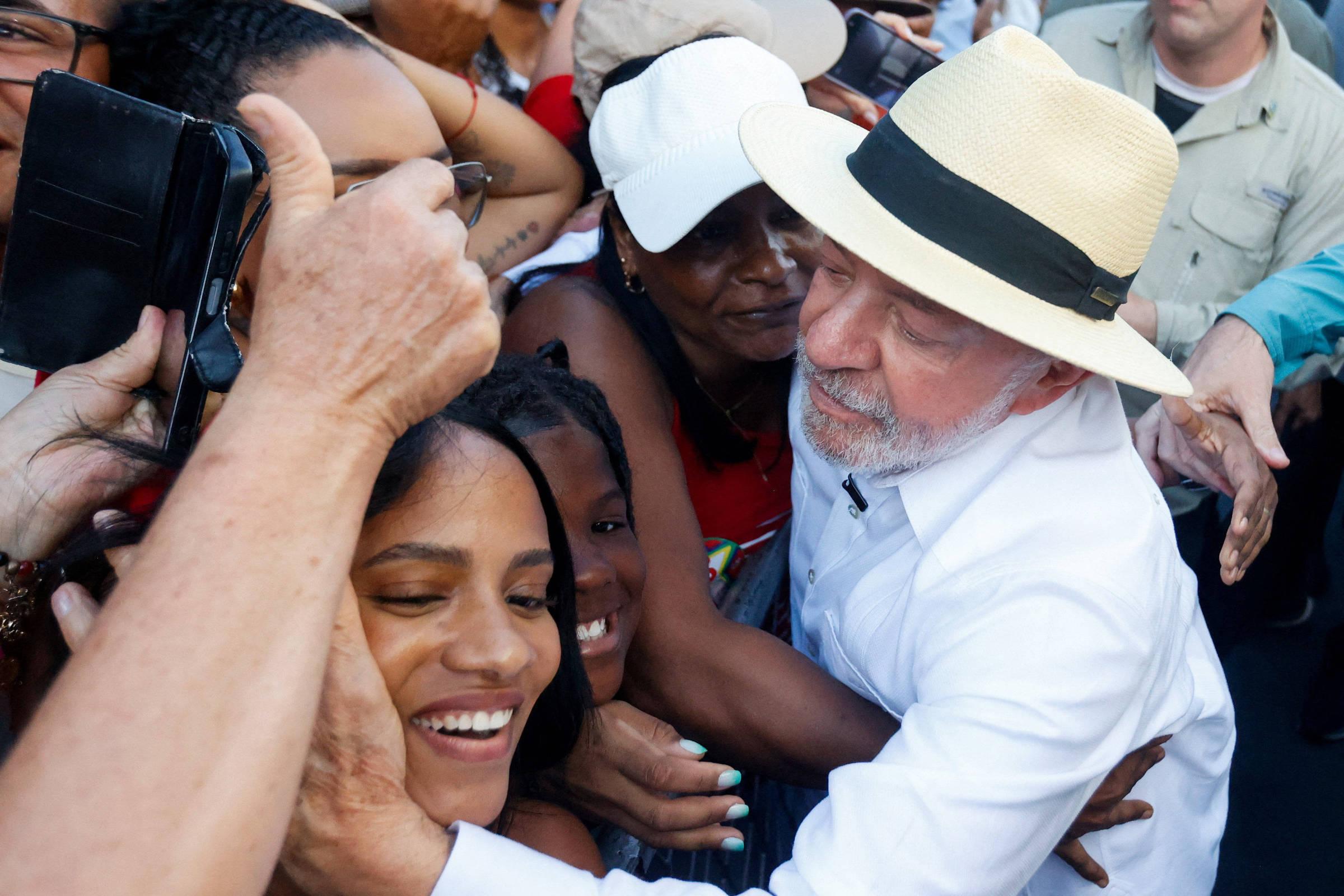 See the promises Lula made for the economy during the campaign