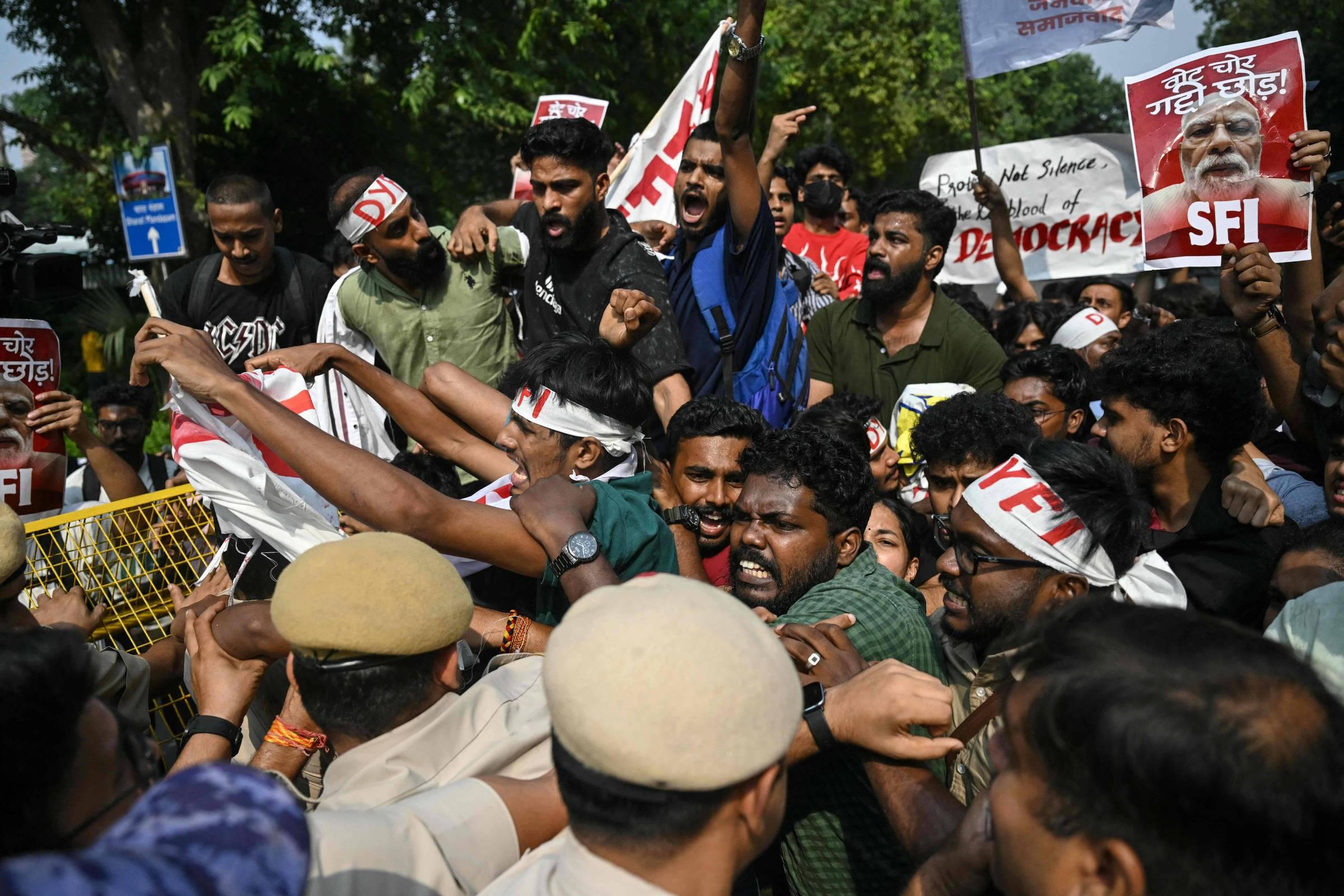 Generation Z Challenges Indian Government with 'Cockroach Movement'