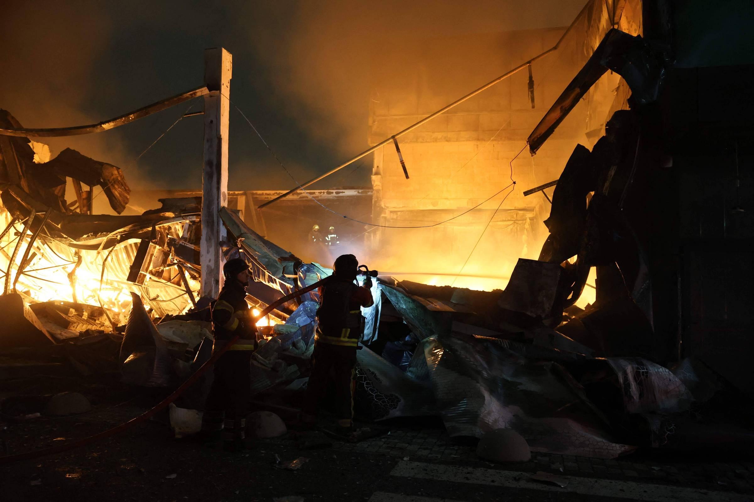 Ukraine, Hormuz, protests and Brexit; see the topics pressuring Europe