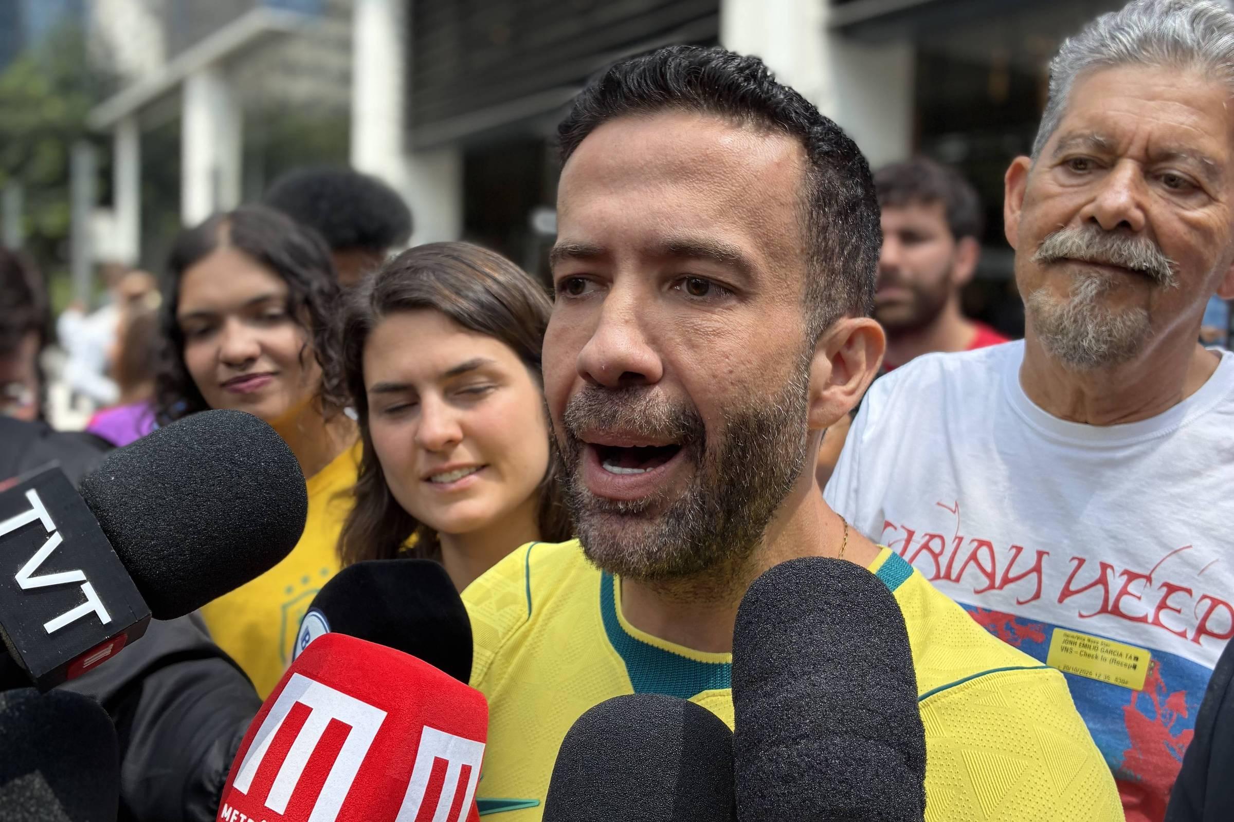 Janones announces 24-hour live of 'Lula's Army' after Globo debate