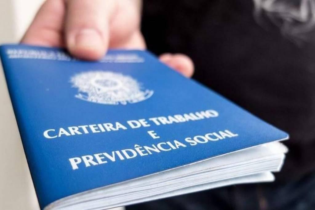 A focus for Lula and Flávio Bolsonaro in the election, MEI will need changes to avert a pension-system time bomb