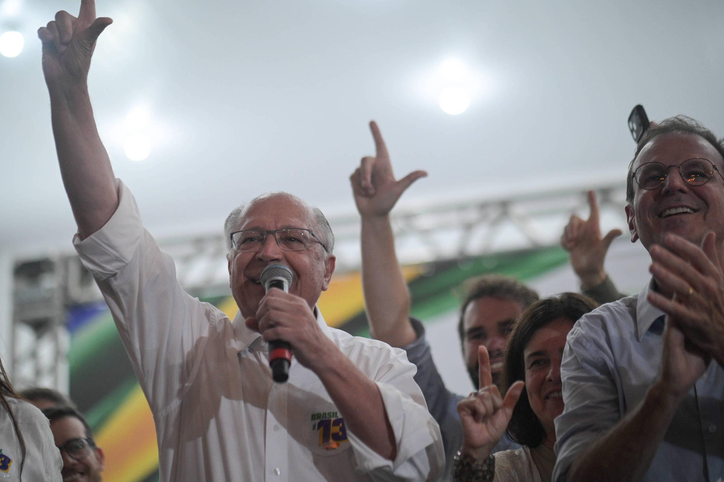 Geraldo Alckmin reaches the runoff as a bridge between Lula and right-wing voters
