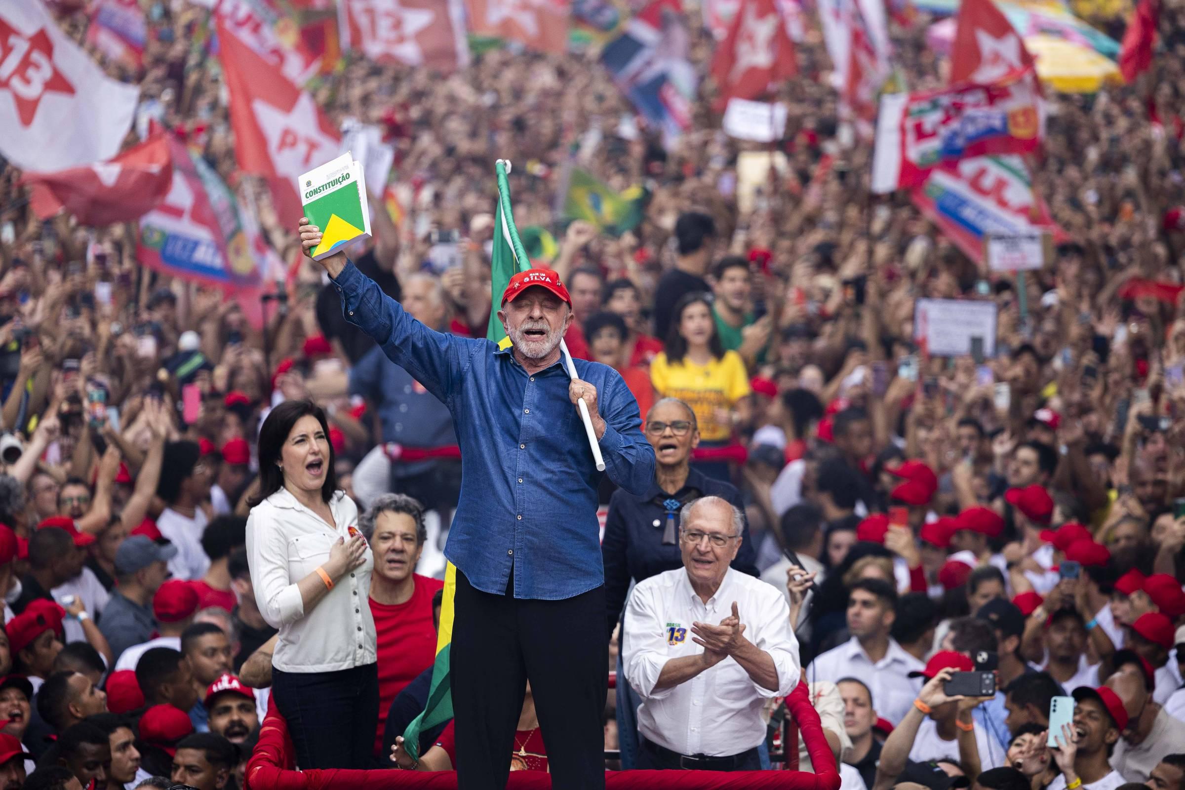 Lula overcomes mistakes, but faces a difficult final dance