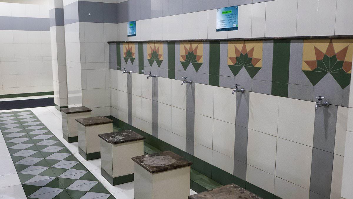 Dallas Fort-Worth Airport to install Muslim foot wash stations inside terminal bathrooms