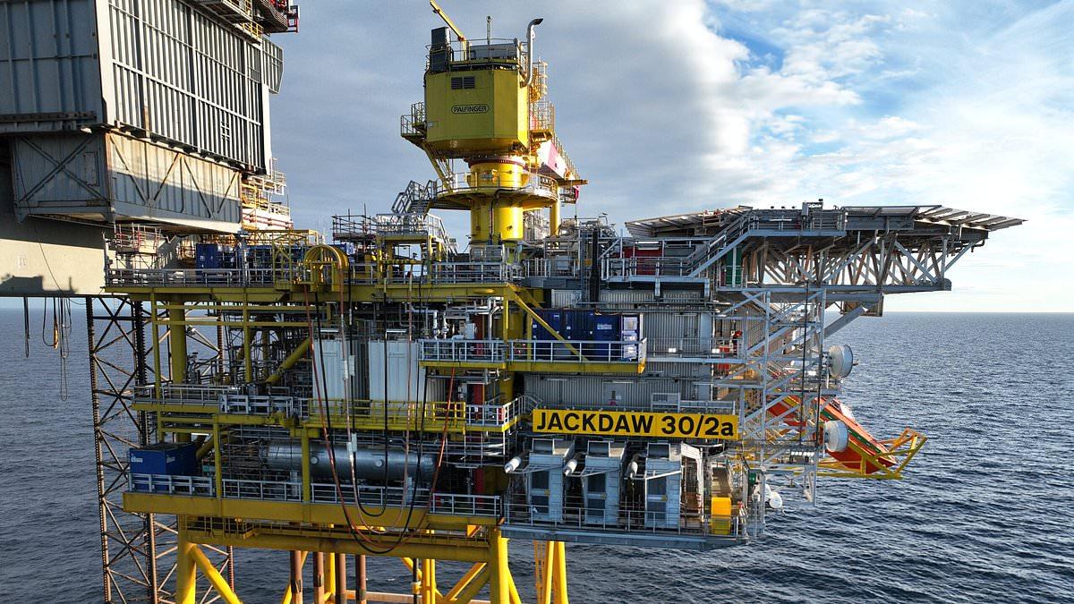 More than 100,000 North Sea oil and gas jobs set to disappear by 2050