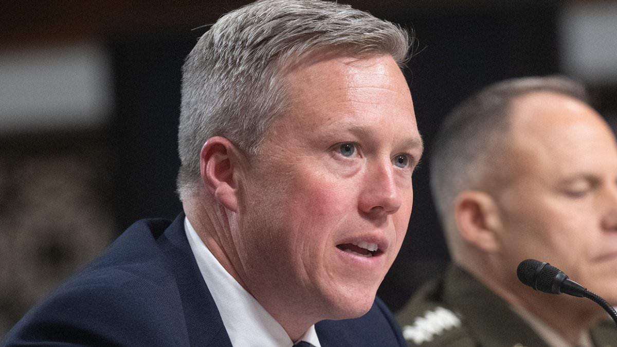 Army secretary issues blunt takedown of Pete Hegseth to expose dramatic rift inside Pentagon before quitting