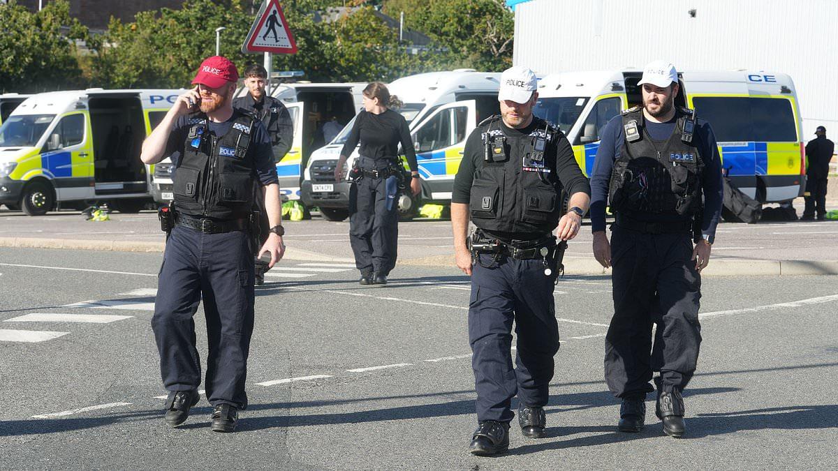 Police 'preparing' for more small boat arrivals after dinghy heading for the south coast seen in the English Channel