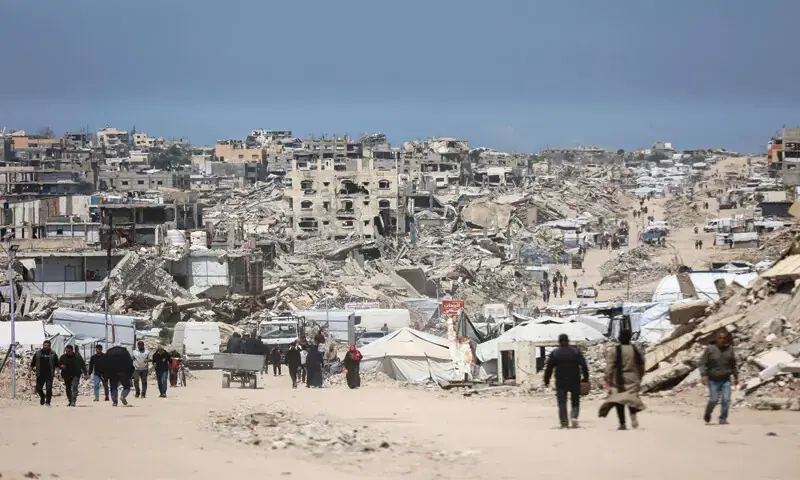 Israeli air strike kills four in Gaza amid truce talks in Cairo