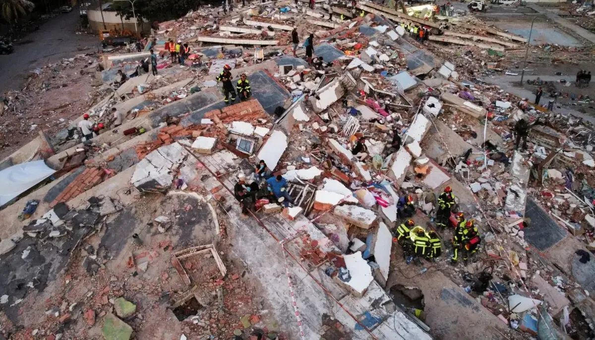 Hope fades, hunger grows a week after Venezuela quakes
