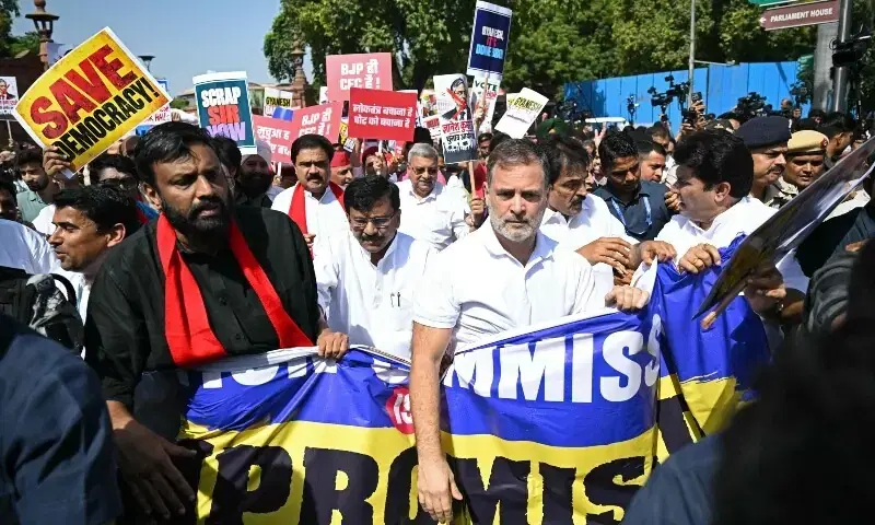 India opposition leader Rahul Gandhi briefly detained during protest seeking election chief’s resignation