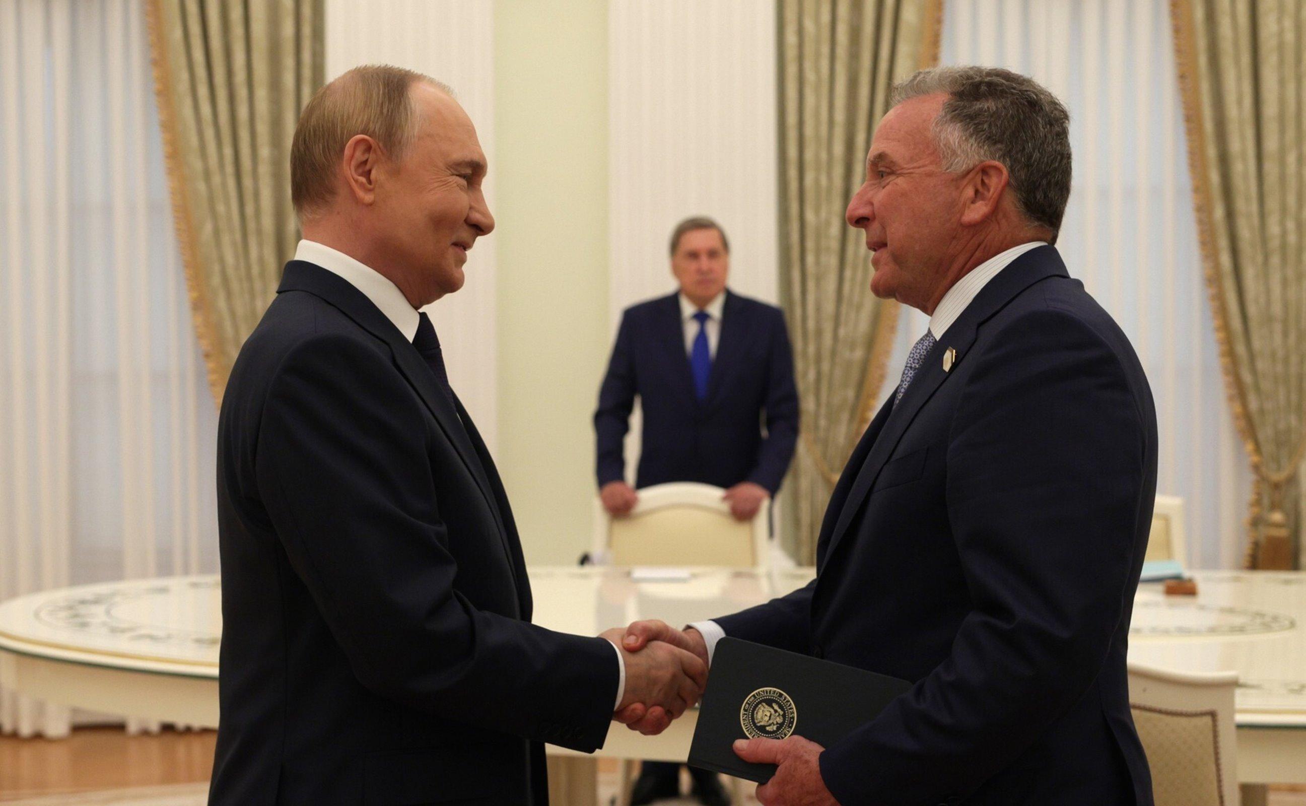 Trump's envoy to present Ukraine's peace proposal to Russia