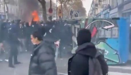 The Reasons Behind the Wave of Protests in France