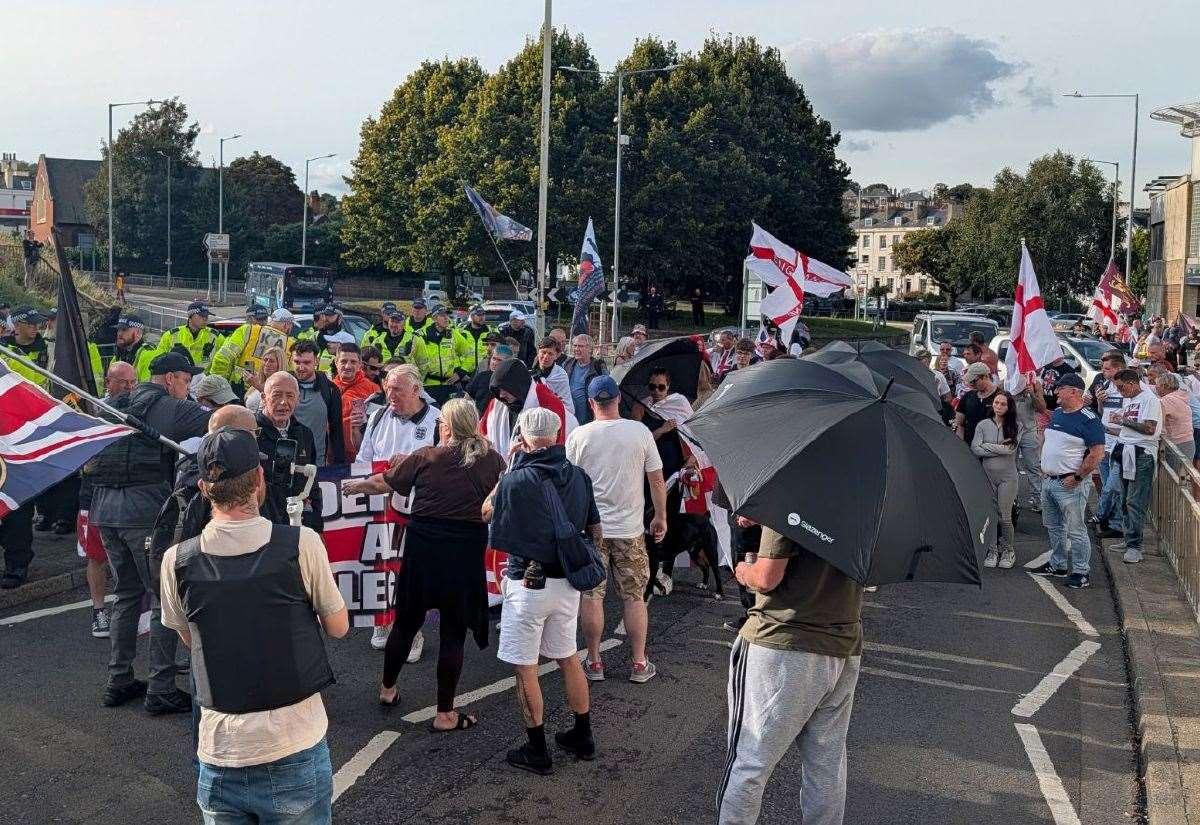 Dover anti-immigration protest comes to an end as crowds disperse