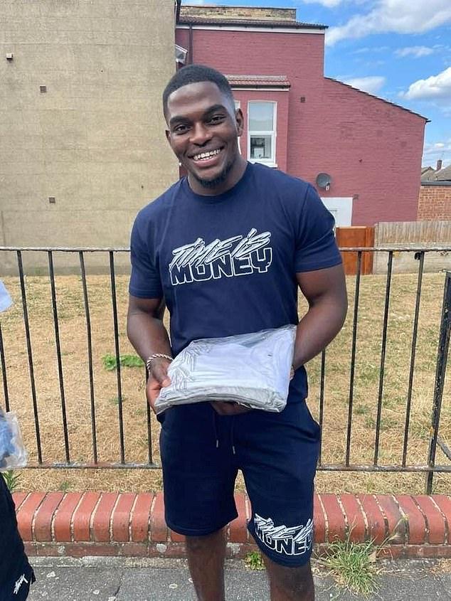 Armed police officer who shot and killed Chris Kaba will likely never return to active firearms duty despite being exonerated, Met Police union chief says