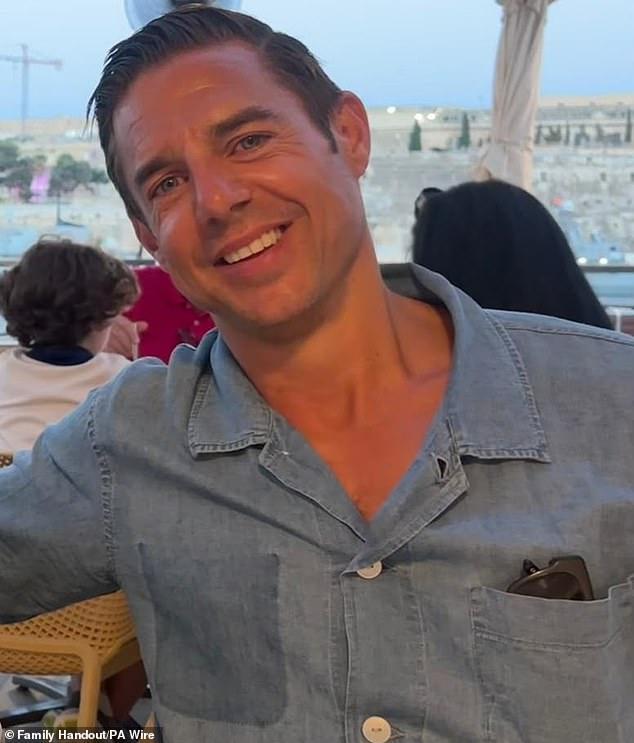 Met Police should investigate itself over arrest of Putney Pusher suspect, watchdog says after the millionaire banker was found dead at home