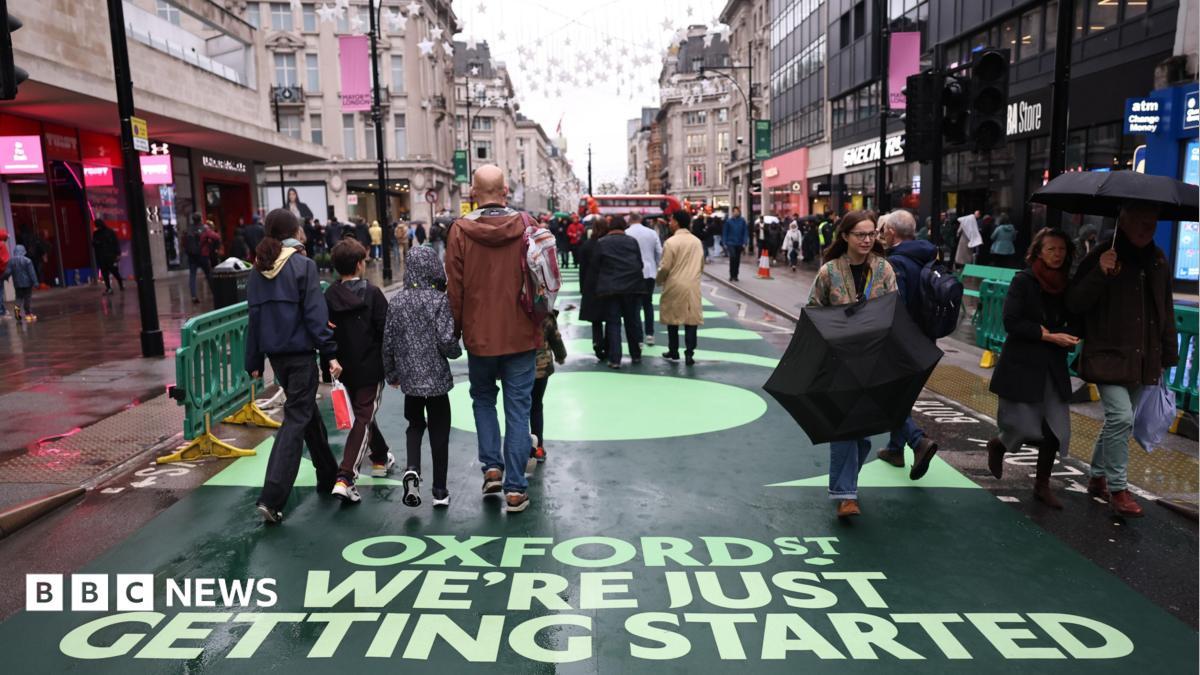 London's Oxford Street busy with shoppers as road becomes pedestrian only