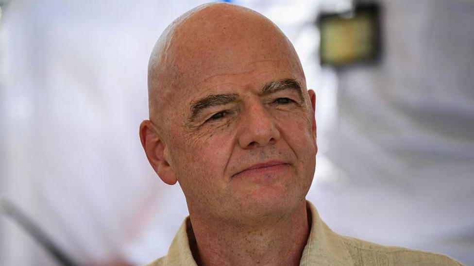 Welsh FA chief calls for Fifa's Infantino to step down