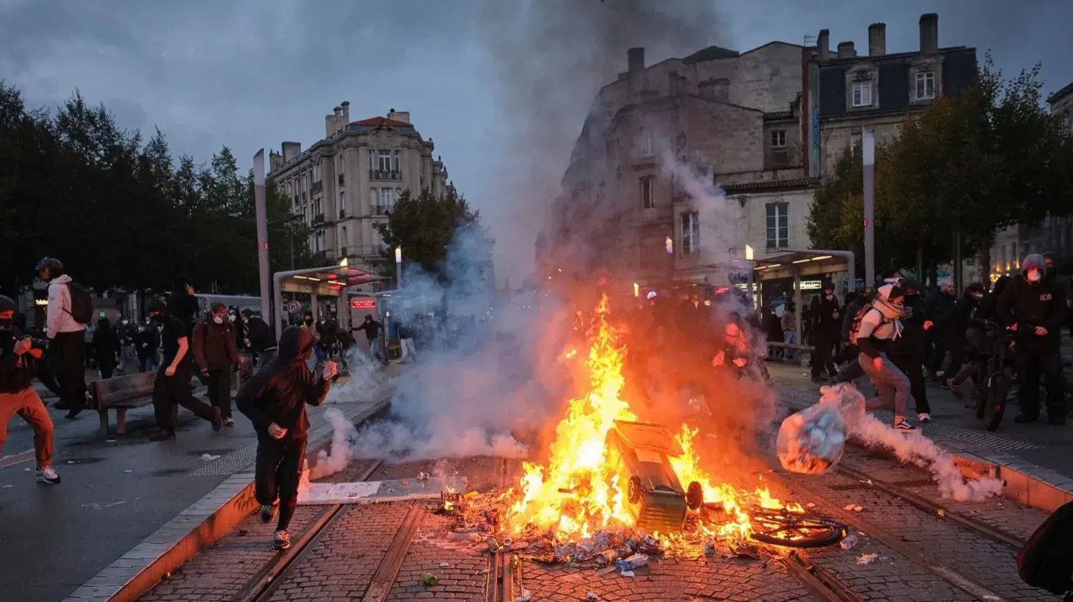 More than 1,300 arrested as clashes follow another day of mass protests across France
