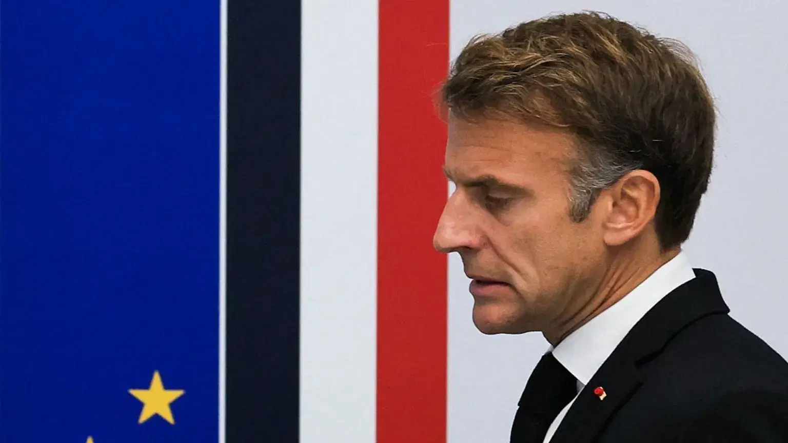Katya Adler: France's government under pressure after weekend of widespread violence