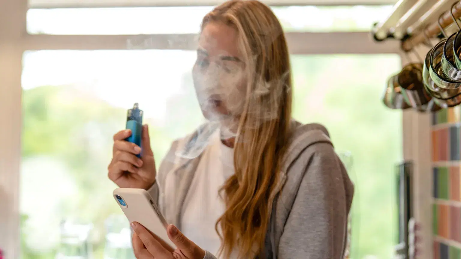 Vapes could lead to health harms in children, UK doctors warn