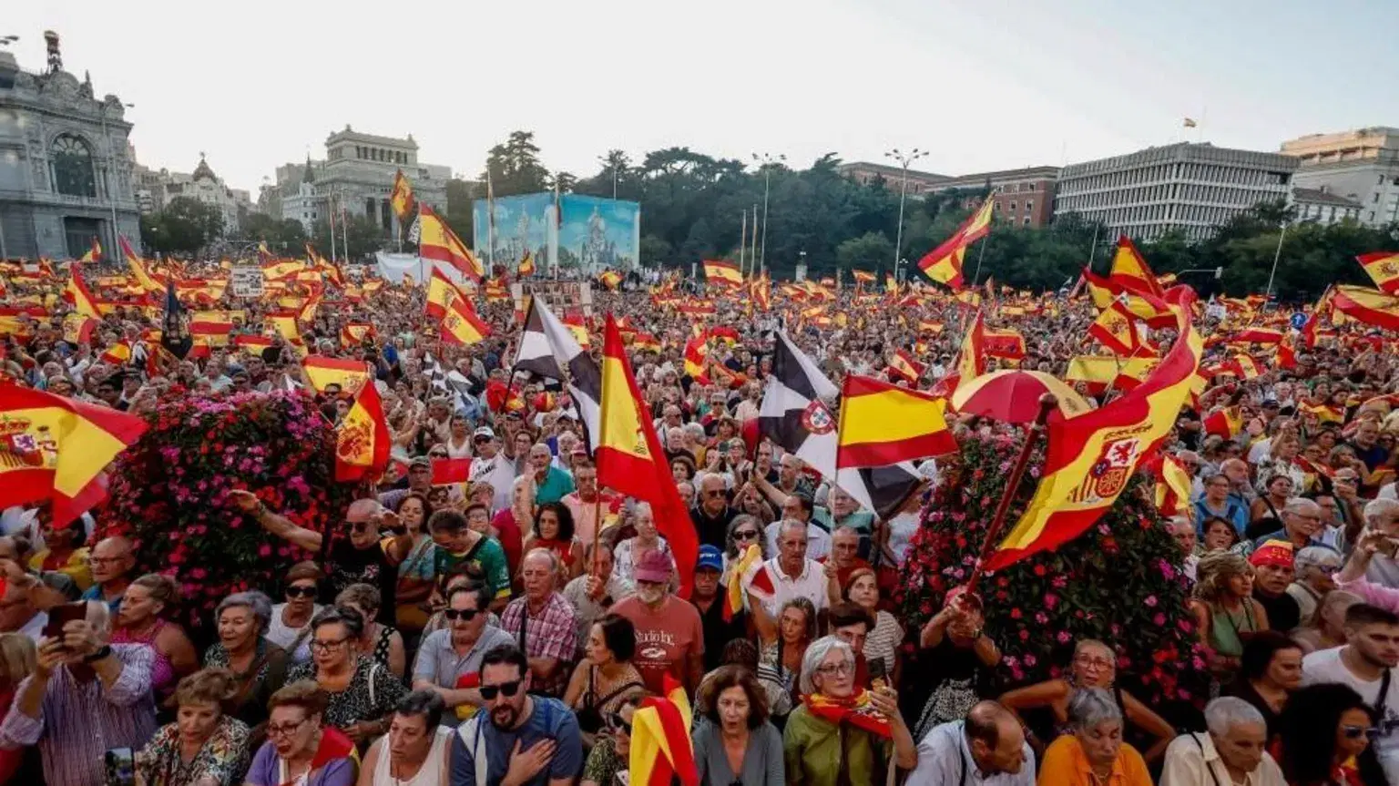 Protests in Spain against government's handling of Ceuta migrant crisis