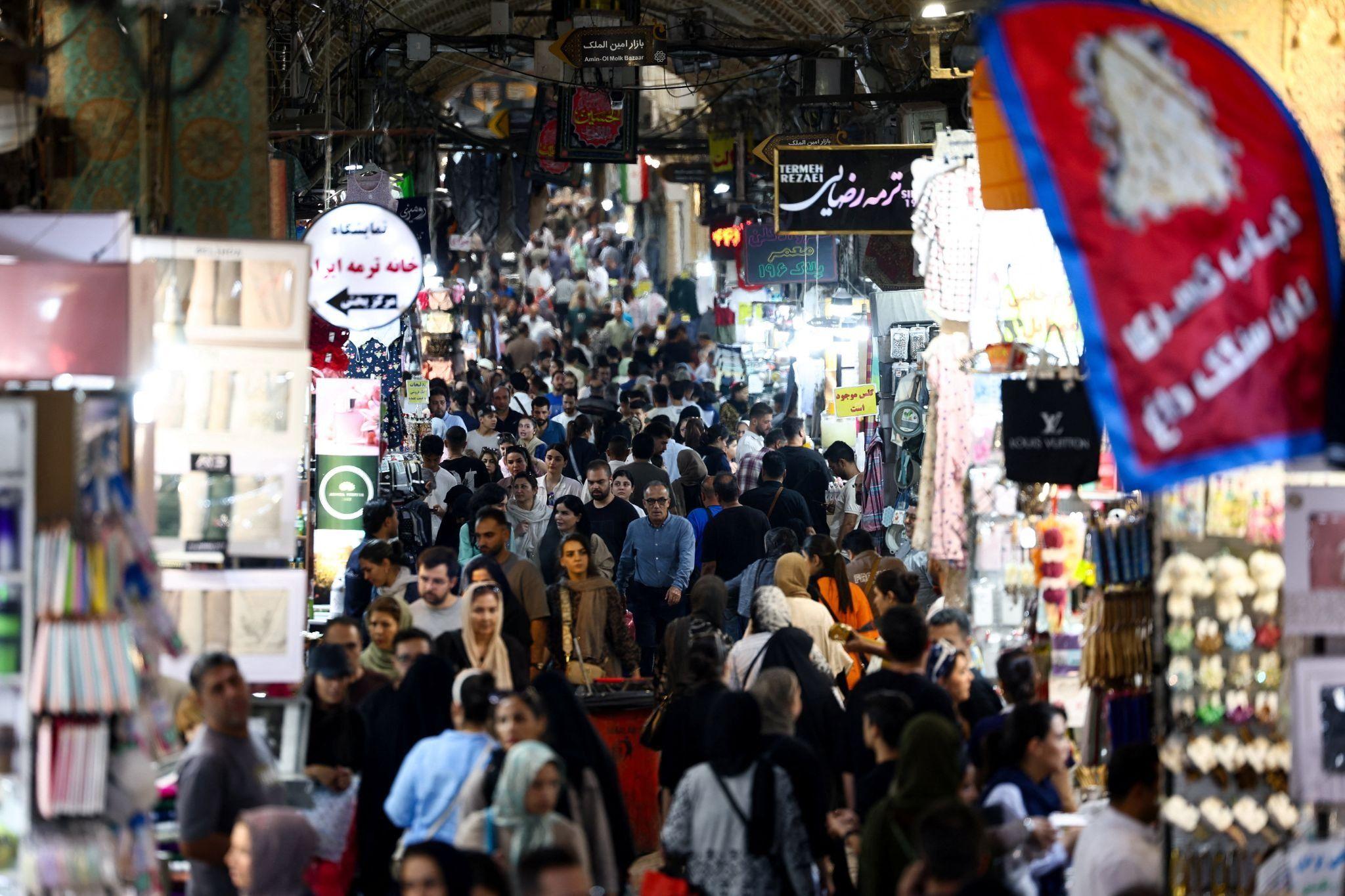US threatens to expand economic pressure on Iran