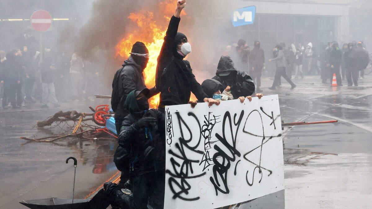 Protesters clash with police in Belgium as unrest spreads from France