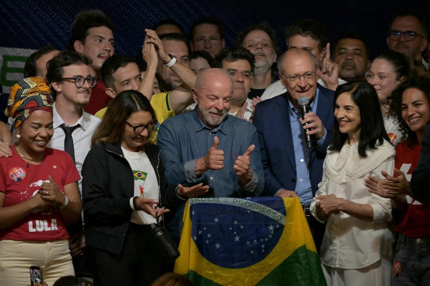 Comeback gives Lula an unprecedented place in Brazilian history