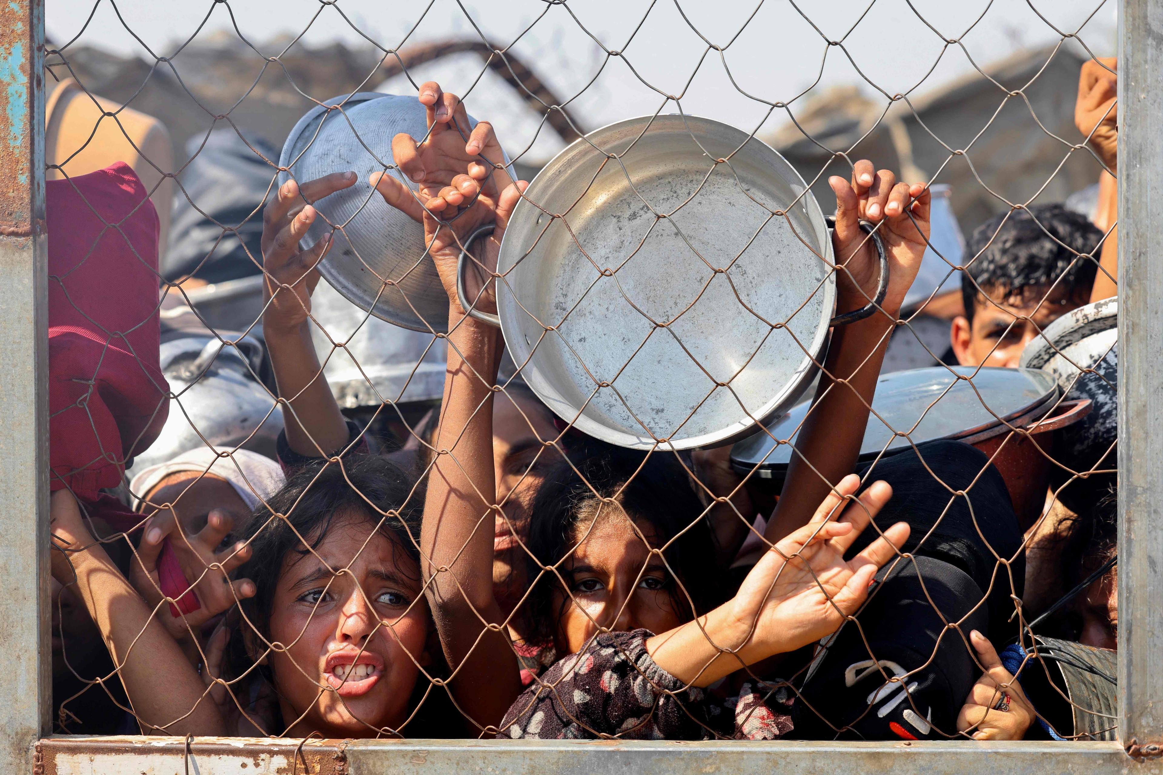 Cuts Force UN to Suspend Food Aid to Half a Million Palestinians in Gaza; 200,000 Face Risk of Extreme Hunger