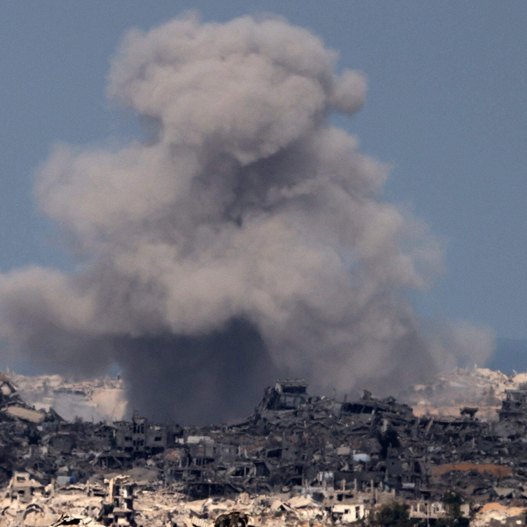 Trump Approves $2.8 Billion Arms Sale to Israel, Including 40,000 One-Ton Bombs