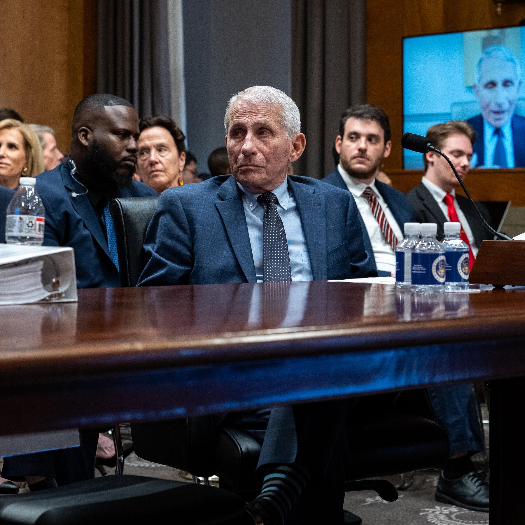 Senate Panel Votes to Hold Fauci in Contempt of Congress