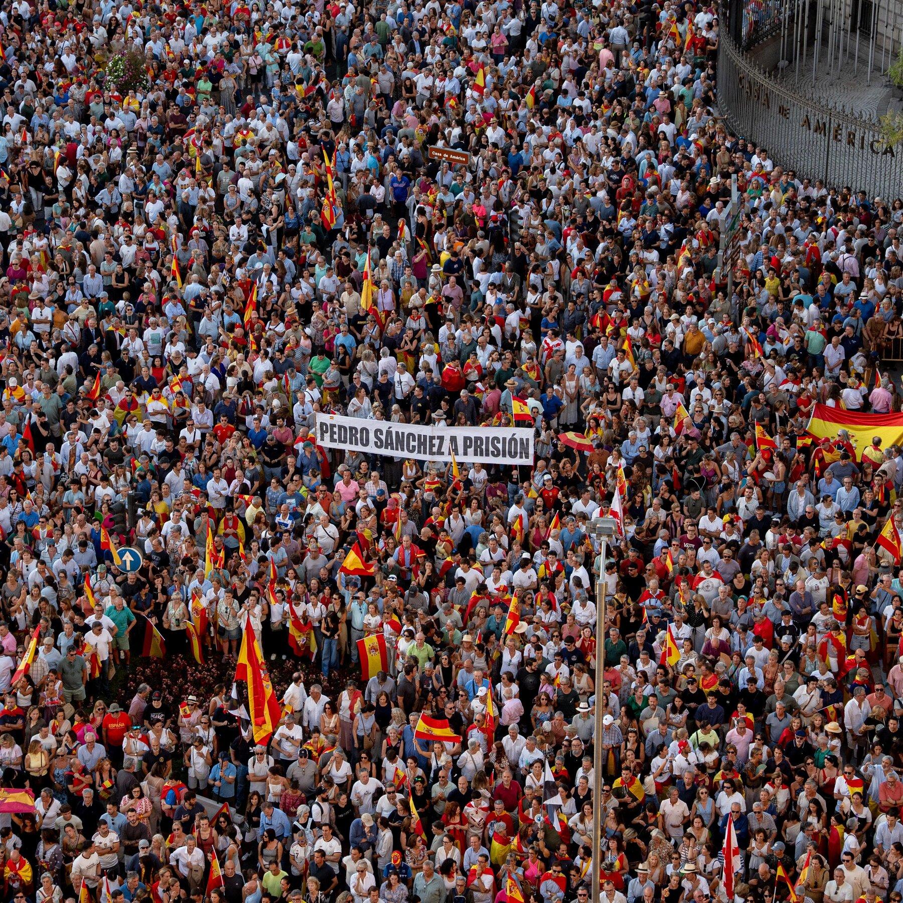 Spain’s Leader Questions Morocco Border Control During Ceuta Migrant Surge