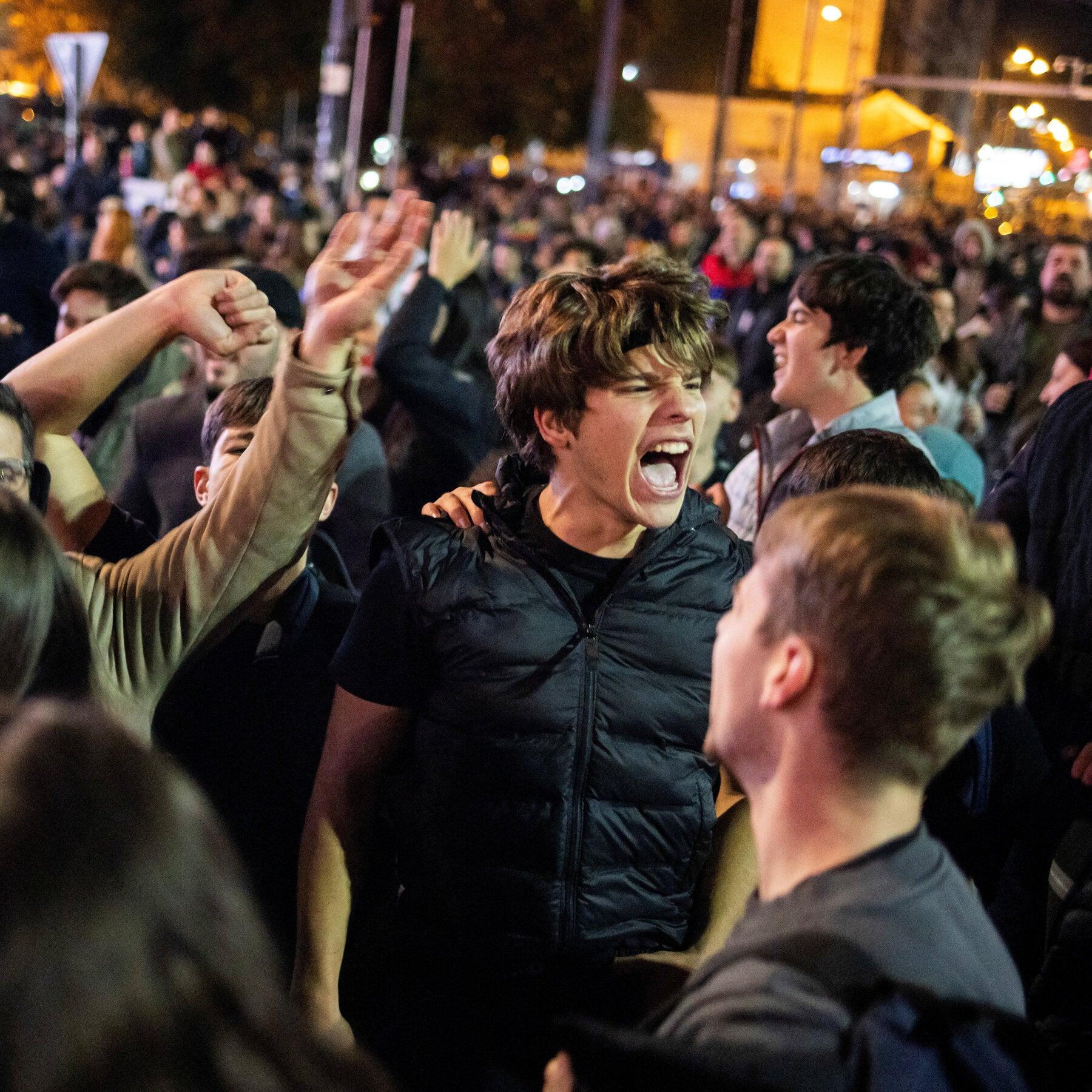 Serbian Students, Victorious and Leaderless, Go After the Media